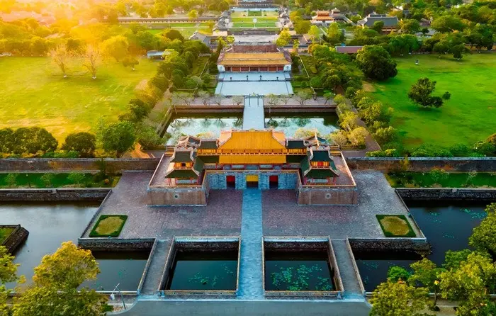 Huế