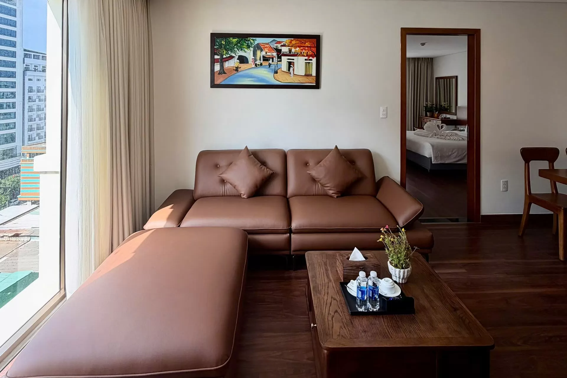 Luxury One Bedroom Apartment