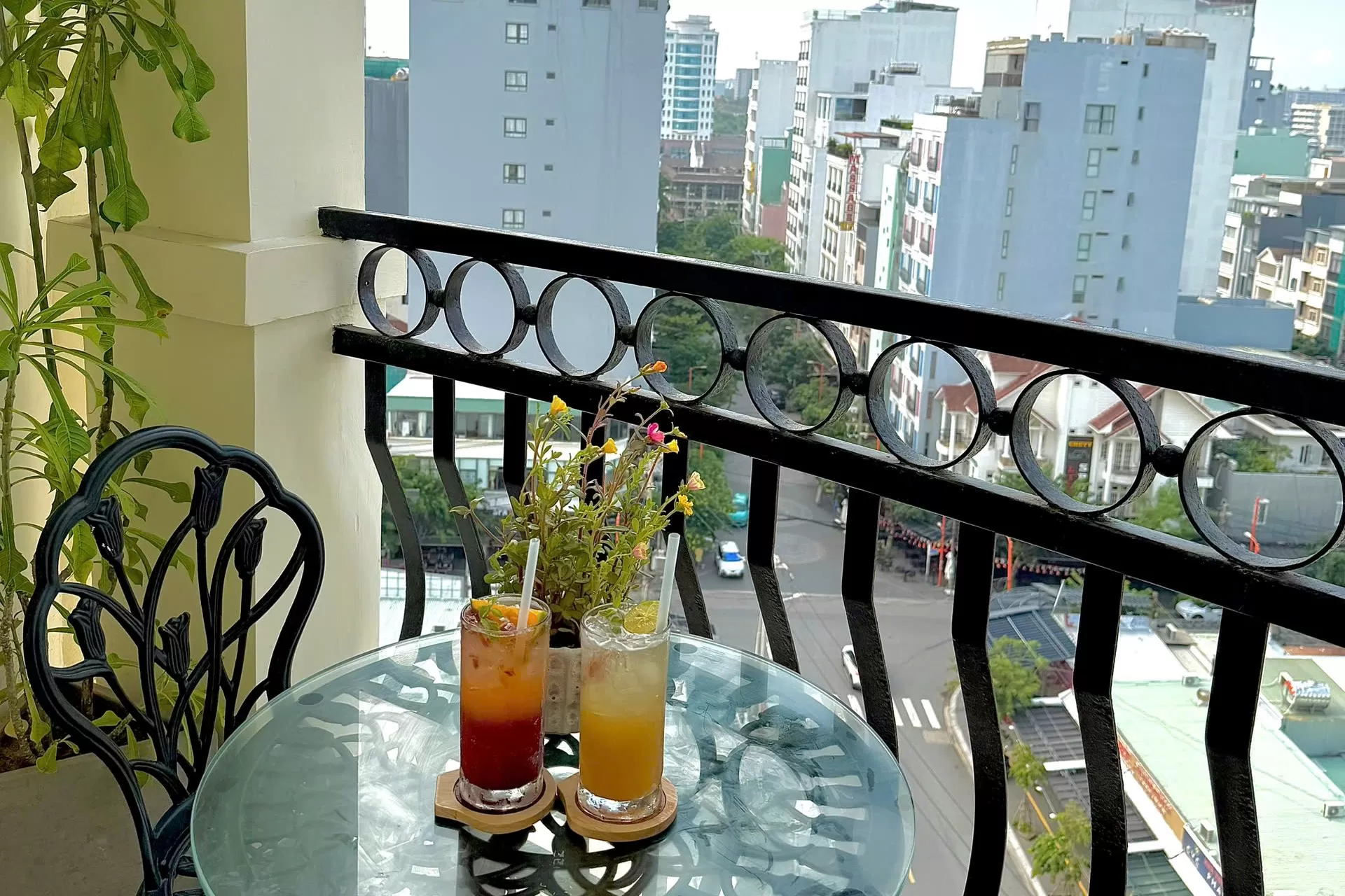 Luxury One Bedroom Apartment