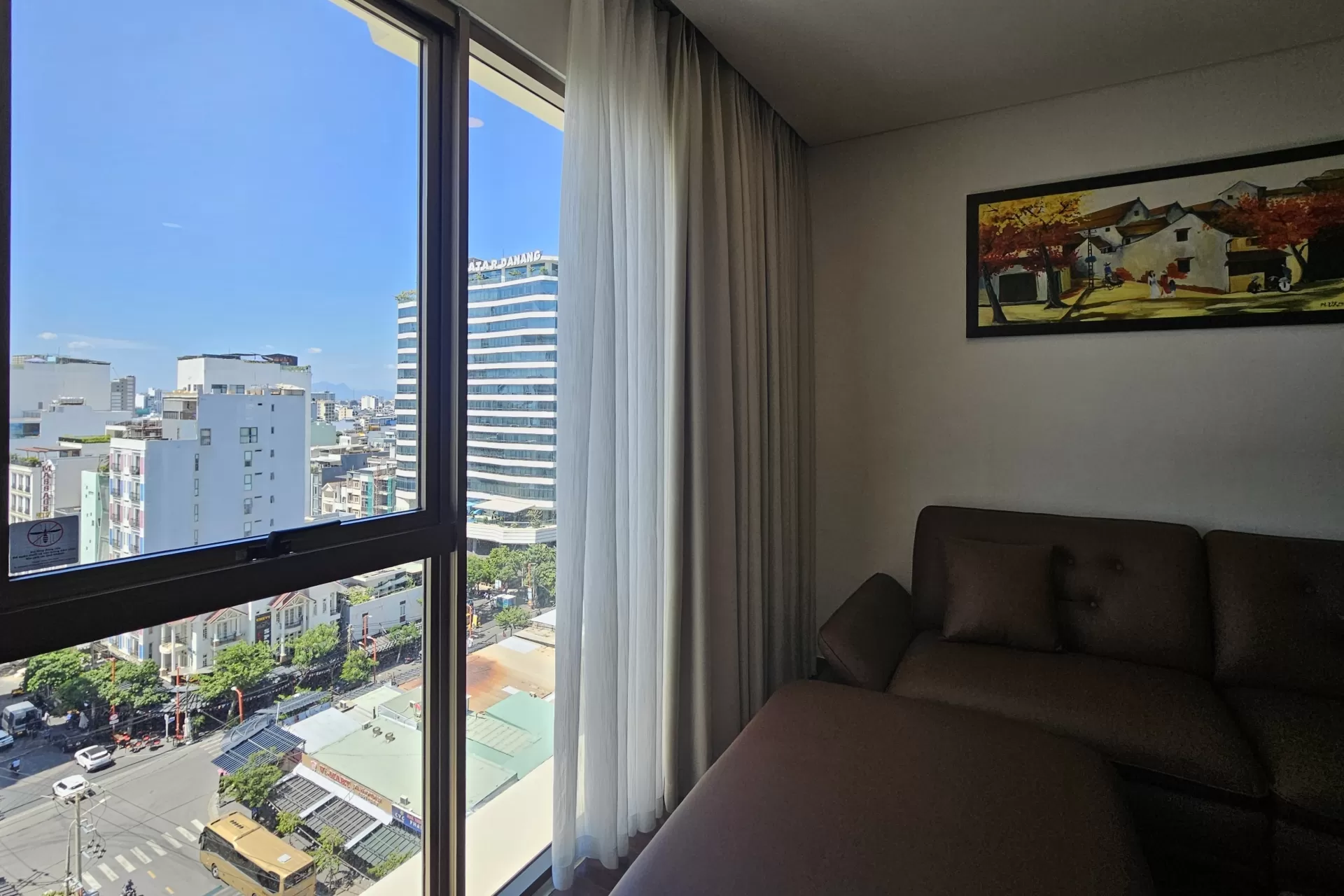 Luxury One Bedroom Apartment