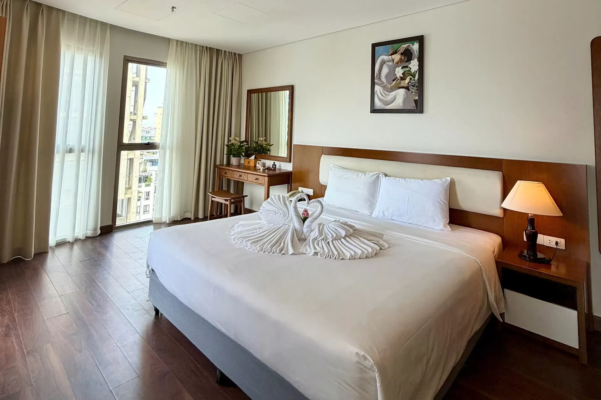 Luxury One Bedroom Apartment
