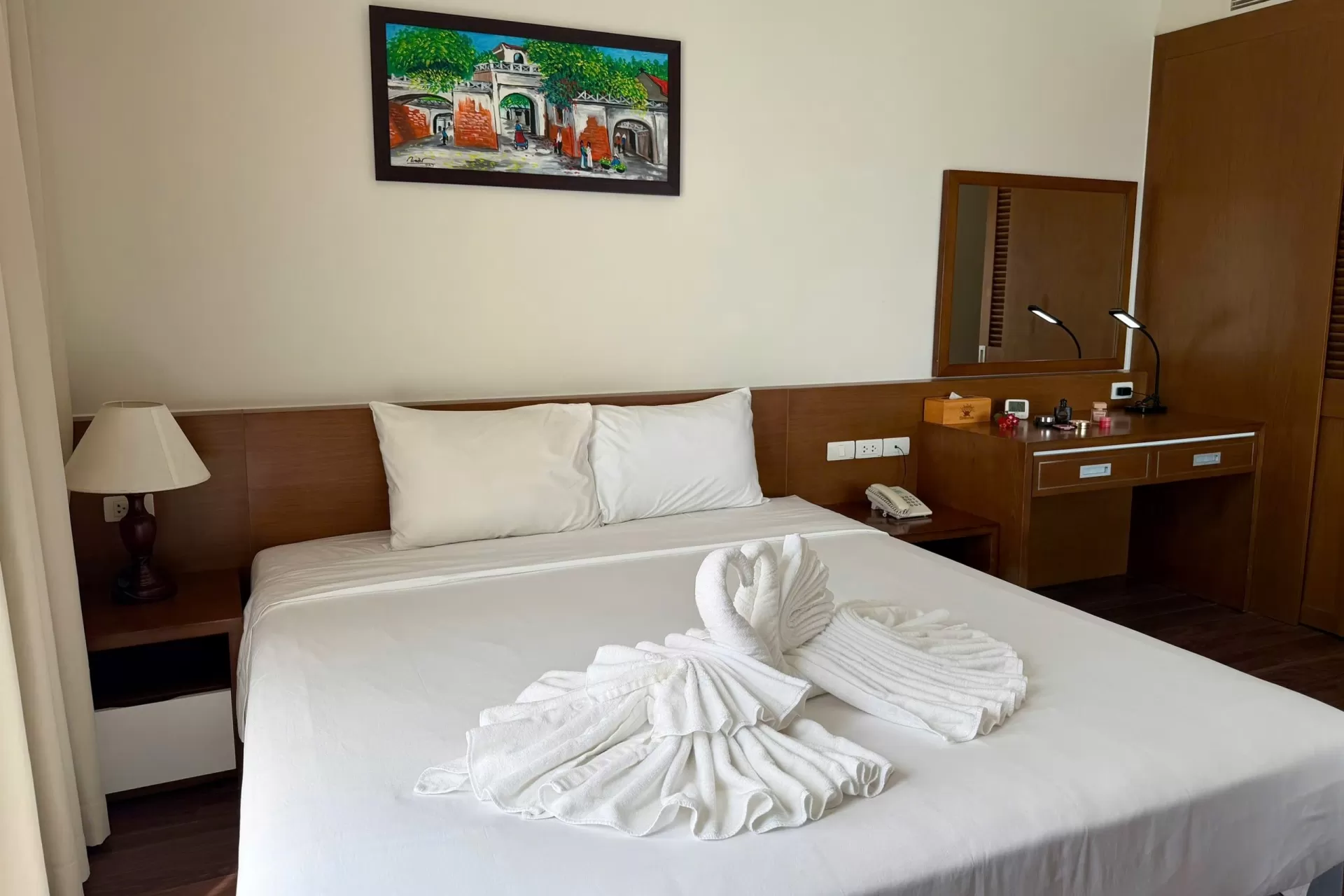 Deluxe Double Room: Hướng Chính Biển